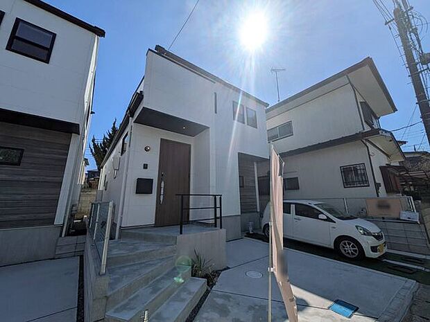 敷地面積約106.8? 建物面積約90.4?