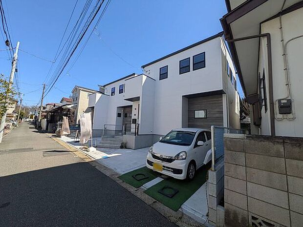 駐車スペースあり(車種による)