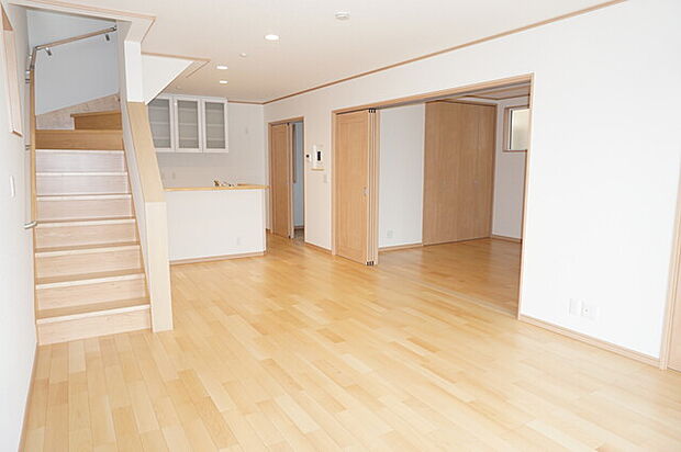 建物完成済み ぜひ現地できれいな住まいをご覧ください