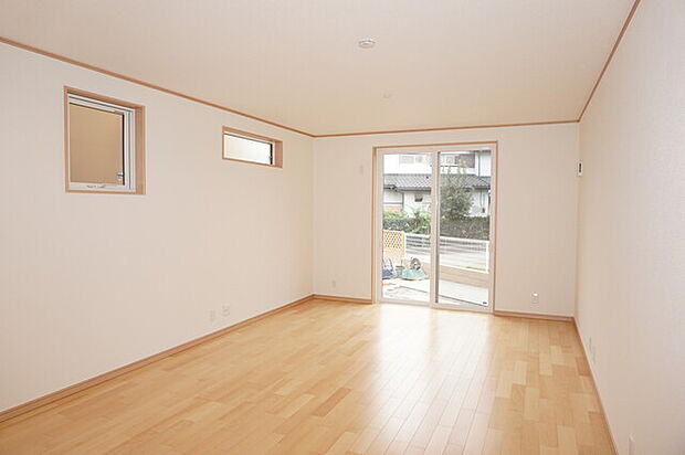 家族が集まるLDKは南西向きの明るい空間