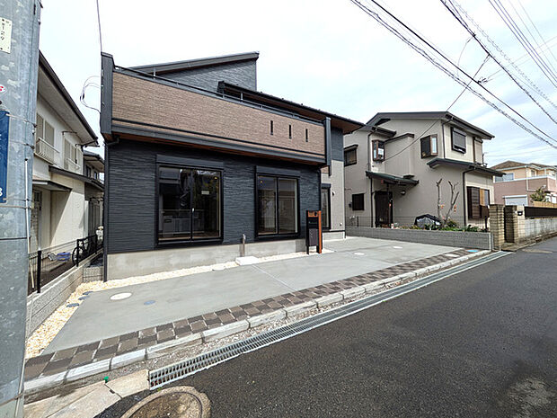 土地面積約143.2? 建物面積約106.8?