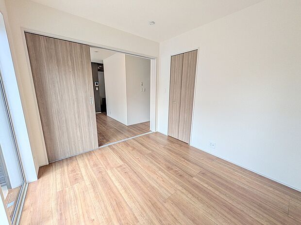 子どもの遊び場や勉強部屋、テレワーク用の書・客間・寝室など生活の変化に合わせて使えます♪