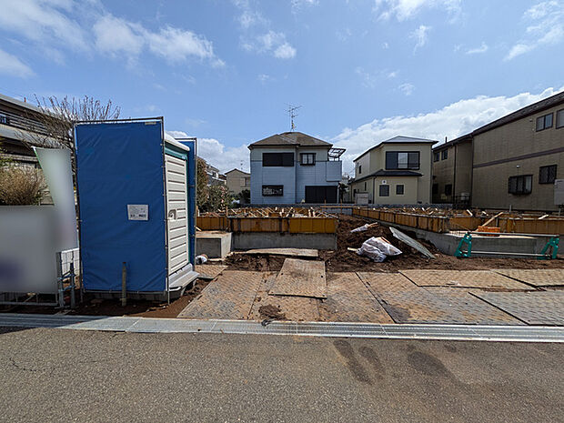 主要採光面南西につき陽当たり良好