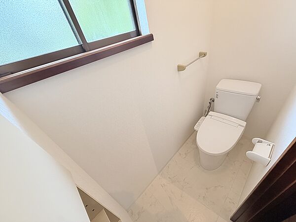2階にもトイレがあります