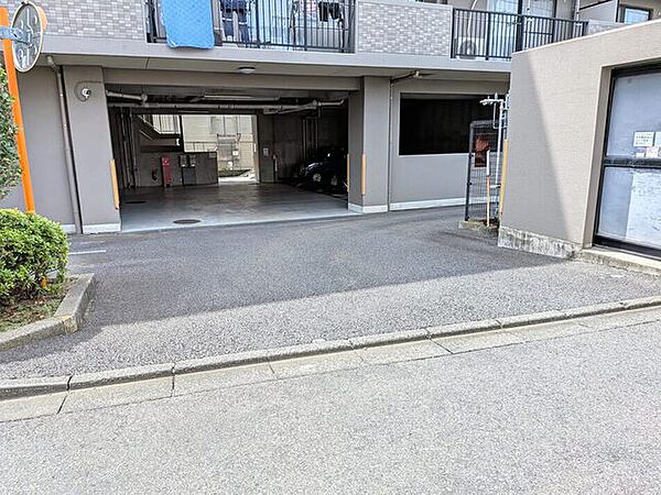 平面駐車場