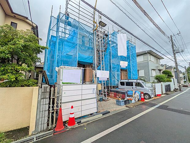 駐車スペース2台分(車種による)