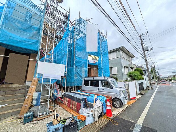 駐車スペース2台分(車種による)