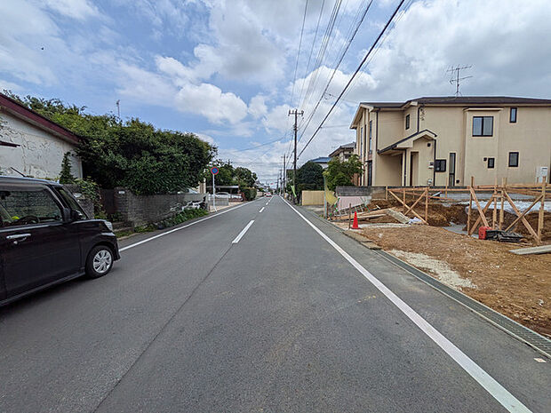 小学校徒歩5分 ファミリー世帯にも優しい住環境です