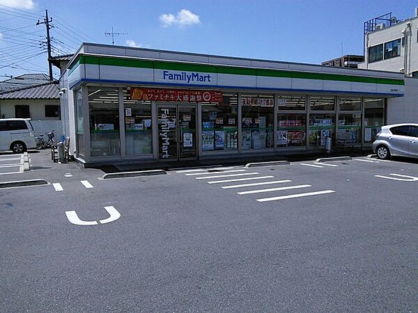 ファミリーマート佐倉井野店590m徒歩8分