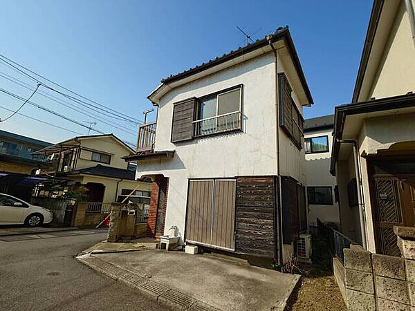南西側幅員約3.9ｍ私道、北西側幅員約3.9ｍ私道に接道