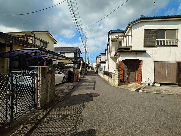 交通量が少ない落ち着きのある住環境