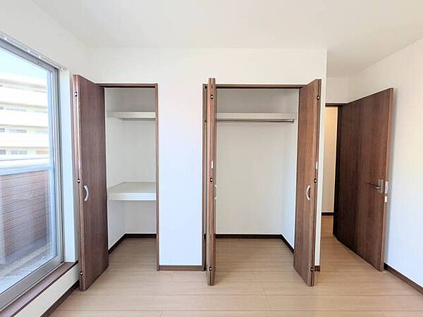 仕分けがしやすいクローゼット