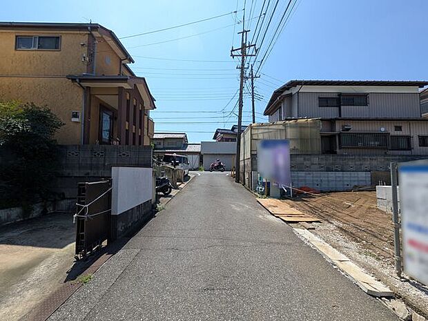 小中学校が近く、ファミリー世帯が暮らしやすい環境が整っています