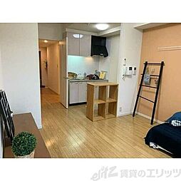 サンロワール江坂 9階ワンルームのリビング/ダイニング