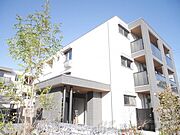 総持寺駅より徒歩11分 3階 築3年8ヶ月の賃貸物件