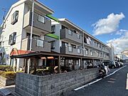 ひまわり公園マンション 1階 築29年7ヶ月の賃貸物件