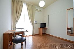 レオパレスイクセン3 201 2階1Kのリビング/ダイニング