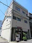 市役所駅より徒歩4分 1階 築42年8ヶ月の賃貸物件