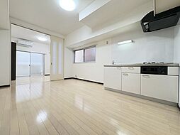 ＣＲＥＣＩＡ　ＫＡＴＳＵＹＡＭＡ 2階1SLDKのリビング/ダイニング