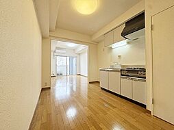 avviato 6階1DKのリビング/ダイニング