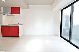 デ・クメール八幡 4階ワンルームのリビング/ダイニング