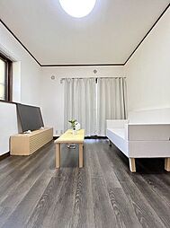 アパルタメントK 2階2DKのリビング/ダイニング