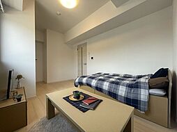 すまいるマンション城栄町 4階ワンルームのリビング/ダイニング