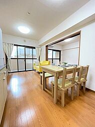 ラングザーム本原 1階2LDKのリビング/ダイニング