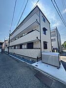 草加駅より徒歩13分 新築 3階建の賃貸物件