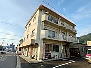 戸坂駅より徒歩9分 築44年7ヶ月 3階建の賃貸物件