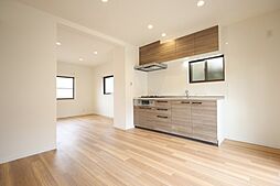 尾尻アパート 102 1階1LDKのリビング/ダイニング