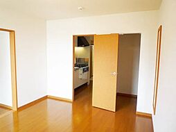 レオネクストグリーンコート住岡 102 1階2LDKのリビング/ダイニング