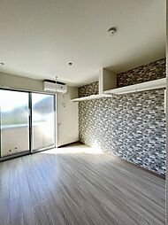 トワスール船越 102 1階ワンルームのリビング/ダイニング