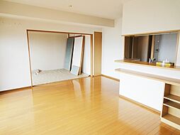 プルミエールＡ.CITY 402 4階3LDKのリビング/ダイニング