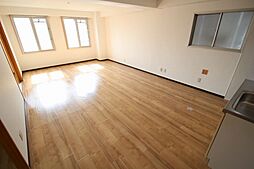 大起ビル 602 6階1LDKのリビング/ダイニング