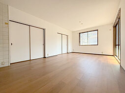 恵和レジデンス2 204 2階4LDKのリビング/ダイニング