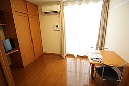 レオパレスひいらぎII 202 2階1Kのリビング/ダイニング