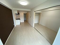 サニーフィールド 504 5階1LDKのリビング/ダイニング