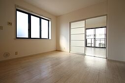 セシリア松本　B棟 203 2階3DKのリビング/ダイニング