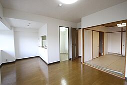 ヒューマンズプラザ青崎 344 3階3LDKのリビング/ダイニング