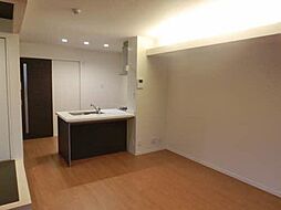 リバーサイドクレド 101 1階1LDKのリビング/ダイニング