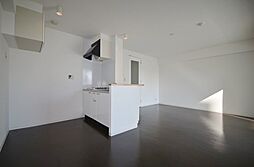 K-field 404 4階ワンルームのリビング/ダイニング