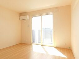 ミーティア 201 2階1LDKのリビング/ダイニング