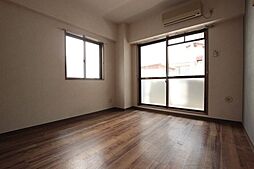 フルールナカガワIII 112 1階1Kのリビング/ダイニング