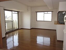 ロイヤルガーデン 805 8階3LDKのリビング/ダイニング