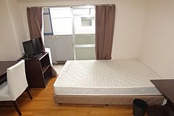 フラットモール 301 3階1Kのリビング/ダイニング