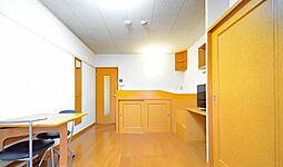 レオパレスChambre S 110 1階1Kのリビング/ダイニング