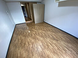 マンション雄創 703 7階1Kのリビング/ダイニング