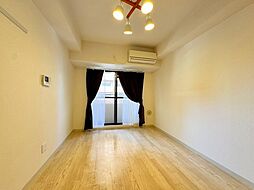 アルティメイトbuilding天満（旧第5小谷ビル） 502 5階ワンルームのリビング/ダイニング