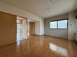 長束メゾン小谷 204 2階2LDKのリビング/ダイニング